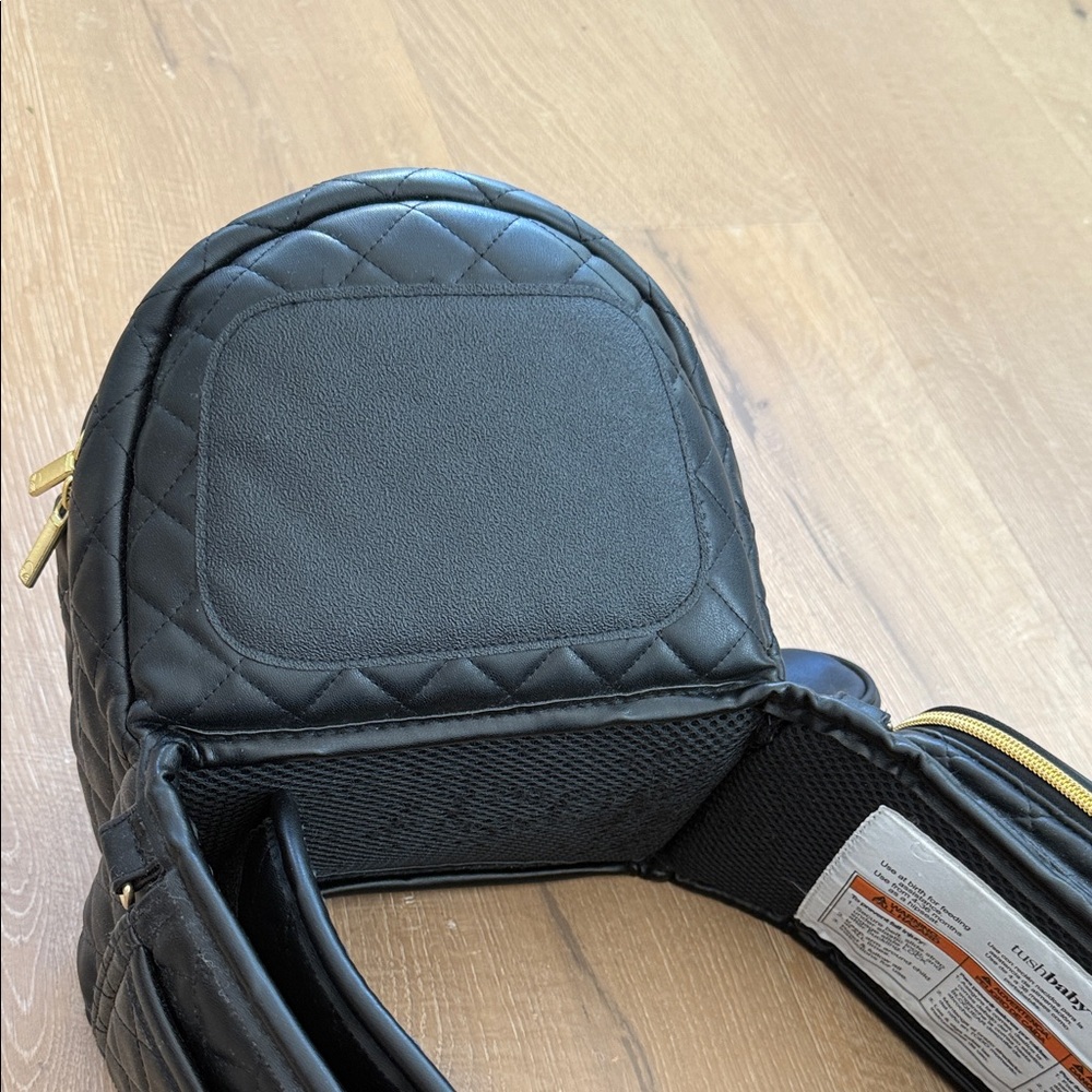 Tushbaby Black Quilted Women's Belt Bag Set - Picture 5 of 9